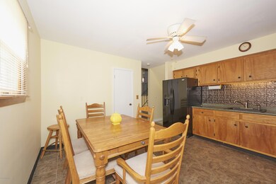 96 Gulfstream Dr, Middletown, NJ 07748 - photo 7