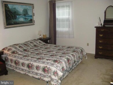 632 Burlington Ct, Edgewood, MD 21040 - photo 7