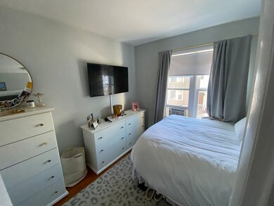 818 E 5th St unit 2, Boston, MA 02127 - photo 3