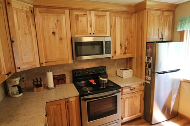 75 Manor Dr unit 5, Lincoln, NH 03251 - photo 3