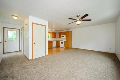 936 Mckinley Ave unit 1, Des Moines, IA 50315 - photo 5