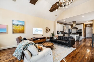 714 E 6th 1/2 St, Houston, TX 77007 - photo 4