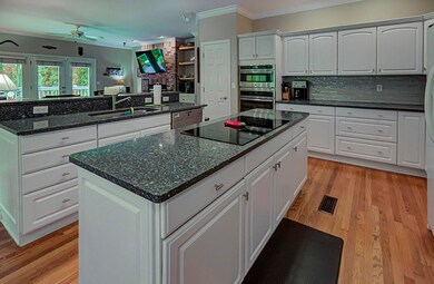 3 Kitchen Cabinets