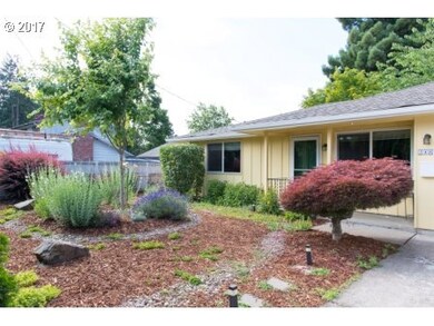 2481 Crescent Ave, Eugene, OR 97408 - photo 3