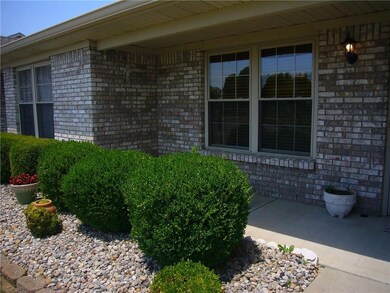 2085 Pelican Dr, Franklin, IN 46131 - photo 2