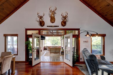 190 E Candy Cane Ln, Santa Claus, IN 47579 - photo 7