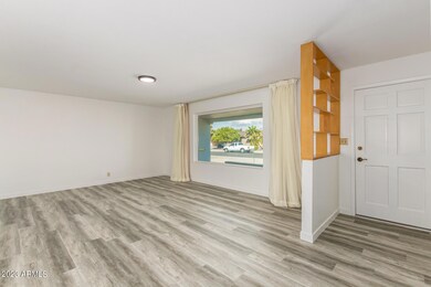 Entrance/Living Room