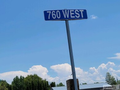 760 W 40 S, Blackfoot, ID 83221 - photo 2