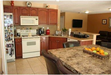 11074 NW 44th Terrace, Doral, FL 33178 - photo 6