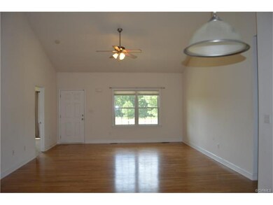 9425 Robin Ln, Disputanta, VA 23842 - photo 4