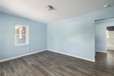 314 Hill St, Reidsville, NC 27320 - photo 5