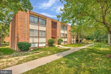 8467 Greenbelt Rd unit 8467-202, Greenbelt, MD 20770 - photo 2