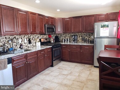 209 Curlew Ln, Mount Holly, NJ 08060 - photo 7