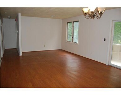 33 Kristee Cir, West Warwick, RI 02893 - photo 4