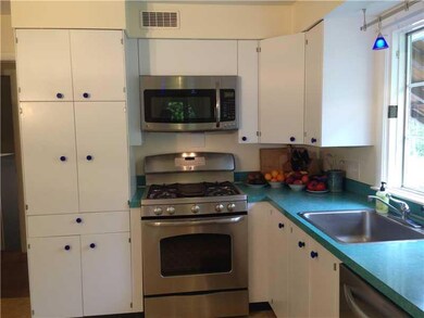 Kitchen. Brand new (2014) gas fed...