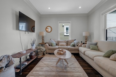 581 E 8th St unit 1, Boston, MA 02127 - photo 5