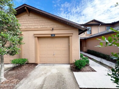 7769 Highchair Ln, Jacksonville, FL 32210 - photo 3