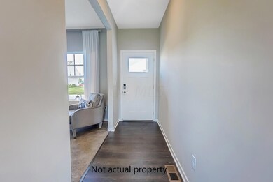 6600 Pfeifer Ash Dr, Canal Wnchstr, OH 43110 - photo 3