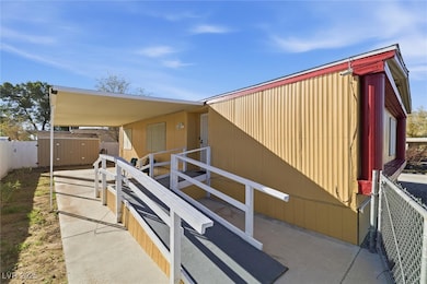 221 W Comstock Cir N, Pahrump, NV 89048 - photo 3