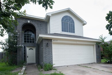 8715 High Mountain Dr, Houston, TX 77088 - photo 2