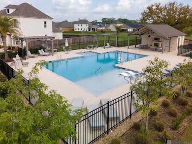 36182 Belle Parc Ave, Geismar, LA 70734 - photo 6