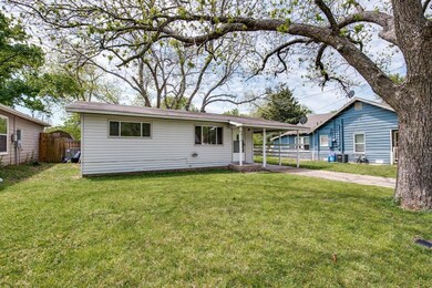 1014 W Florence St, Denison, TX 75020 - photo 3