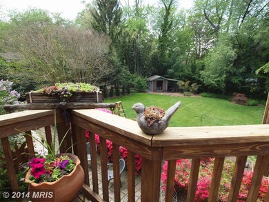 2044 Reynolds St, Falls Church, VA 22043 - photo 2