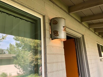 2103 S Granada Dr unit 2, Tempe, AZ 85282 - photo 2
