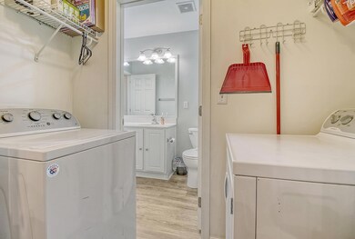 20-web-or-mls-CREM_7945 Shadow Oak_014