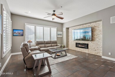 40806 N Lytham Ct, Phoenix, AZ 85086 - photo 4