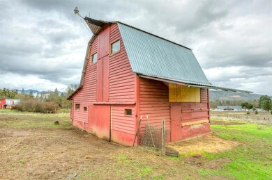 6666 Cypress Dr, Central Point, OR 97502 - photo 7