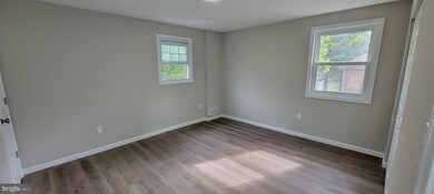 16006 Malcolm Dr, Laurel, MD 20707 - photo 7