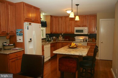 7609 Range Rd, Alexandria, VA 22306 - photo 3
