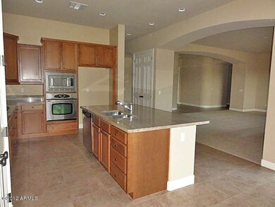 023-328850 - Kitchen-E