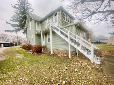 365 S 4th Ave, Saint Anne, IL 60964 - photo 7