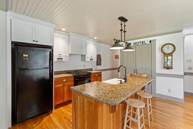 09-186ElmStreet-Damariscotta-KS