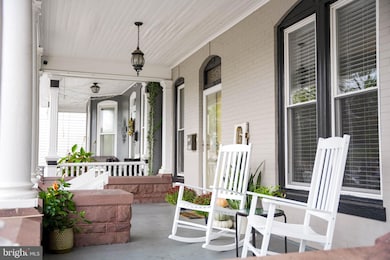 125 E 3rd St, Lewistown, PA 17044 - photo 6