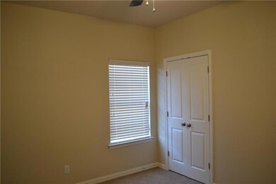 715 W Morton St, Denison, TX 75020 - photo 7