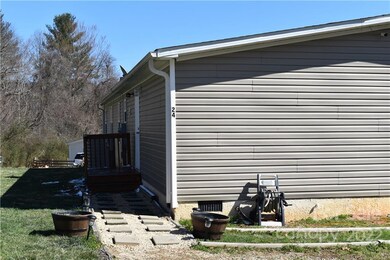 24 Masters Ln unit 1, Asheville, NC 28806 - photo 5