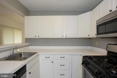 9060 Gracious End Ct unit 302, Columbia, MD 21046 - photo 7