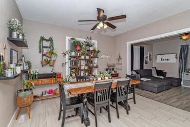 DiningRoom2