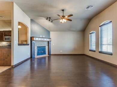 Gas fireplace