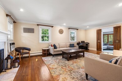 524 Parker St, Newton Center, MA 02459 - photo 6