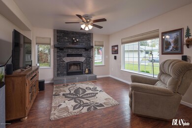 106_190903_realestate