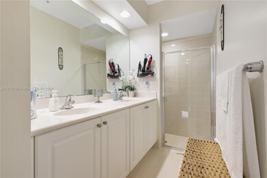 Mstr Bath