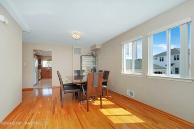 97 Anthony St, Staten Island, NY 10309 - photo 6