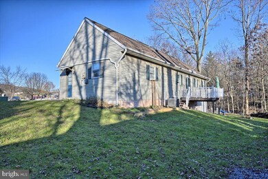 901 Maurice Cir, Stevens, PA 17578 - photo 3