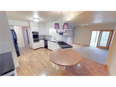 93 Hopewell Dr, Struthers, OH 44471 - photo 2