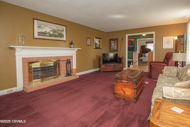 908 Hillcrest Ln, Lewisburg, PA 17837 - photo 4