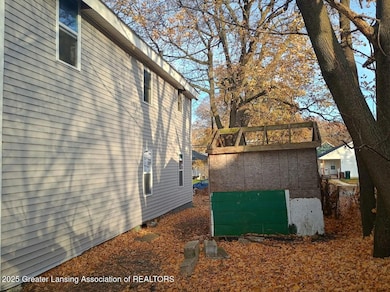 1022 S Grand Ave, Lansing, MI 48910 - photo 7